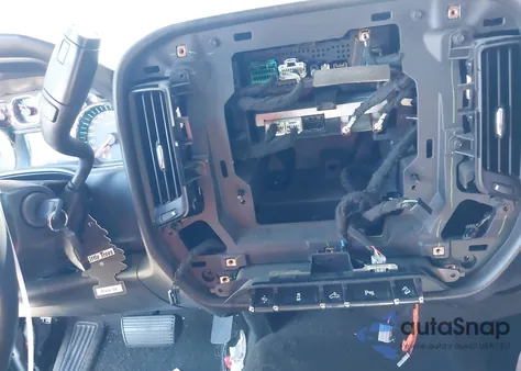 2015 Chevrolet Silverado 1500 2Lt из США, поврежденный, VIN 3GCUKREC5FG362977